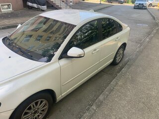 2011 Volvo S40 II Рестайлинг, белый, 370000 рублей, вид 3