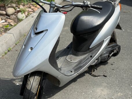 2005 Yamaha Jog, серебристый, 55000 рублей, вид 1