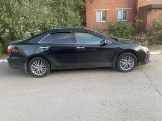 2016 Toyota Camry VII (XV50) Рестайлинг, чёрный, 2200000 рублей, вид 3