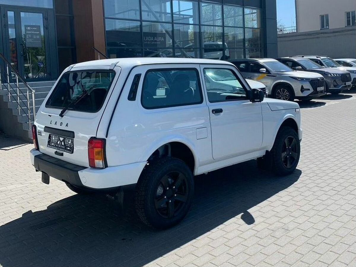 Lada Niva Legend получила мотор 1,8 литра и оцинковку кузова