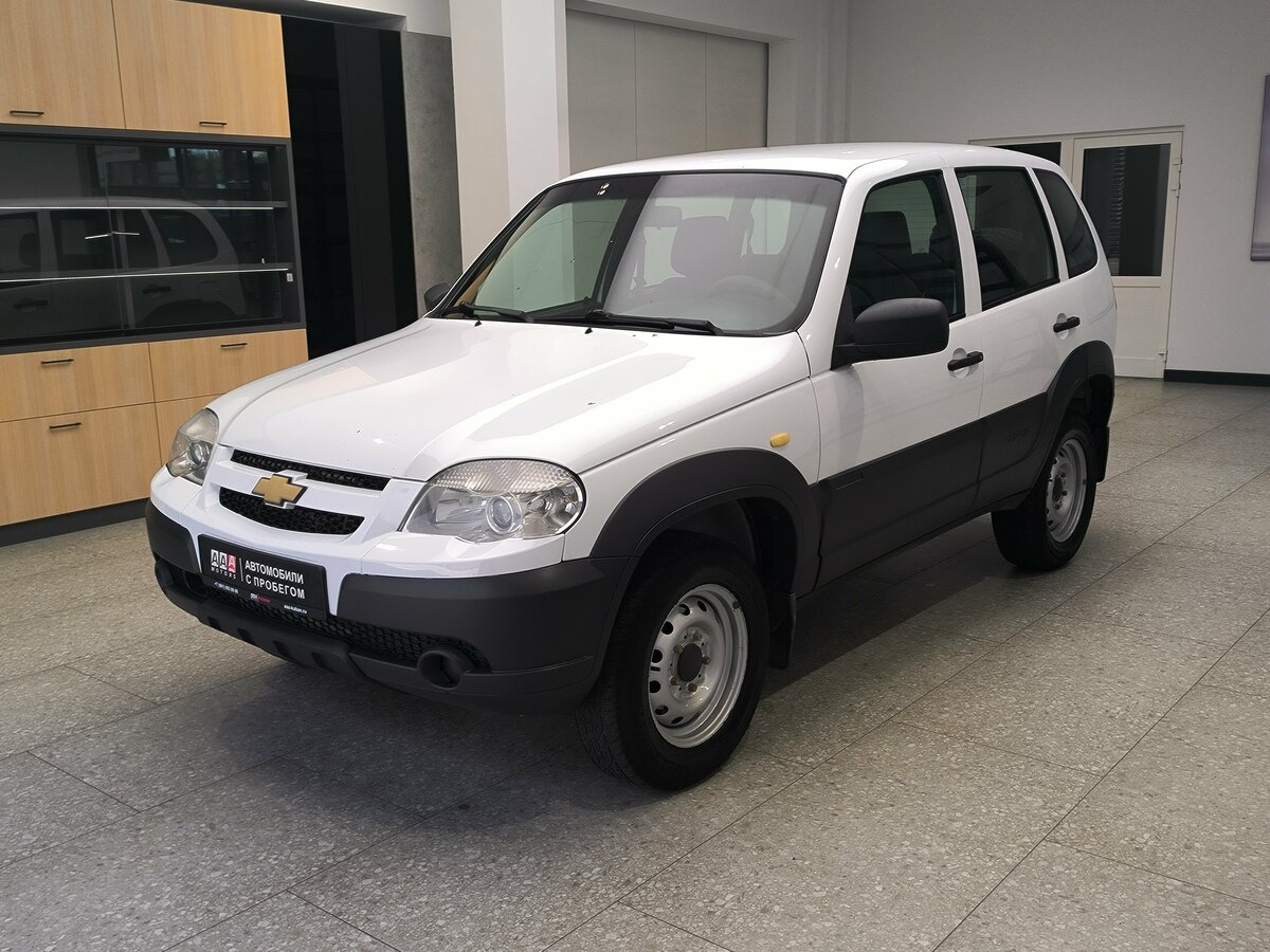 Открыть фотографии: Chevrolet Niva I Рестайлинг