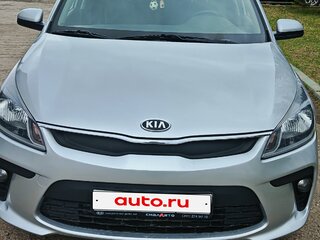 2019 Kia Rio IV, серебристый, 1300000 рублей, вид 3
