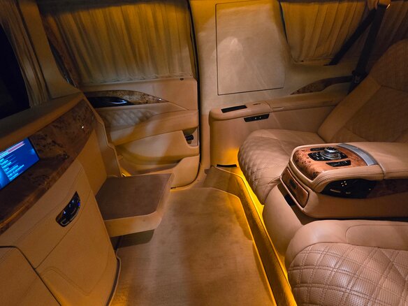 2014 Cadillac Escalade IV, чёрный - вид 23