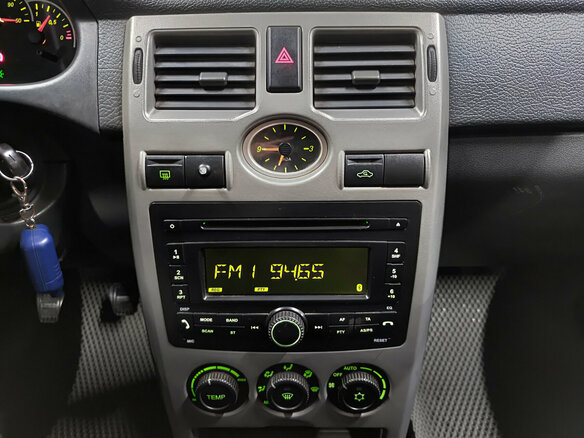 2011 Lada (ВАЗ) Priora I, красный, 220000 рублей - вид 14