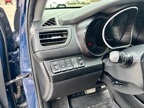 2016 Kia Rio III Рестайлинг, синий, 1100000 рублей - вид 18
