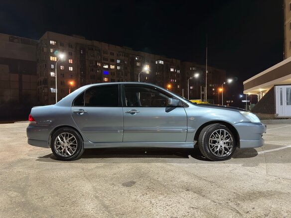 2006 Mitsubishi Lancer IX, серый, 700000 рублей - вид 1