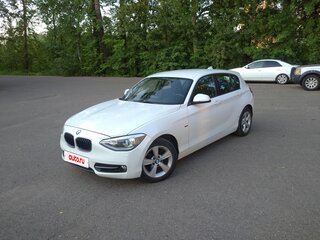2013 BMW 1 серии 116i II (F20/F21), белый, 950000 рублей, вид 1