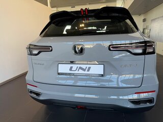 2025 Changan UNI-S I, серебристый, 3209900 рублей, вид 4