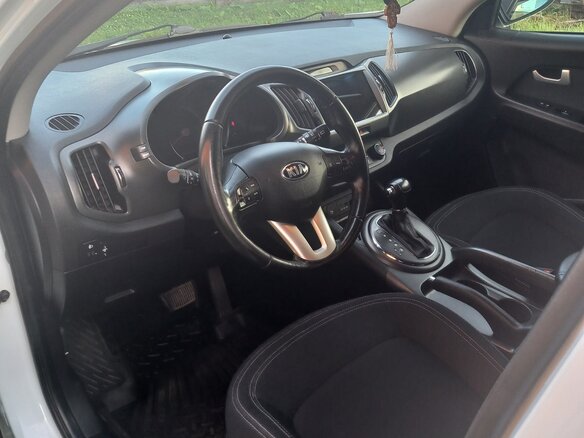 2013 Kia Sportage III, белый, 1200000 рублей - вид 10