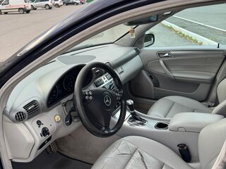 2005 Mercedes-Benz C-Класс 230 II (W203) Рестайлинг, синий, 650000 рублей, вид 5