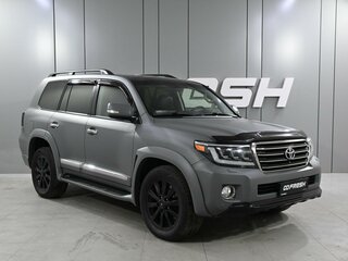 2013 Toyota Land Cruiser 200 Series Рестайлинг 1, серебристый, 3990000 рублей, вид 1