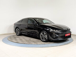 2021 Kia K5 III, чёрный, 2489500 рублей, вид 2