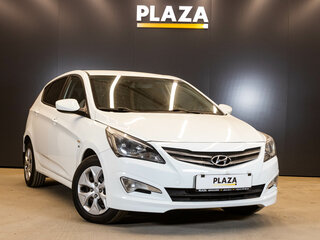 2015 Hyundai Solaris I Рестайлинг, белый, 850000 рублей, вид 2