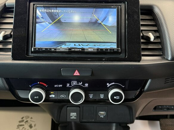 2020 Honda Fit IV, серый, 1379000 рублей - вид 17