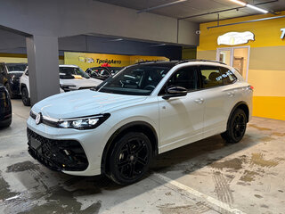 2026 Volkswagen Tiguan L Pro III (China Market), белый, 4799000 рублей, вид 3