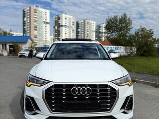 2022 Audi Q3 35 TFSI II (F3), белый, 2430000 рублей, вид 2