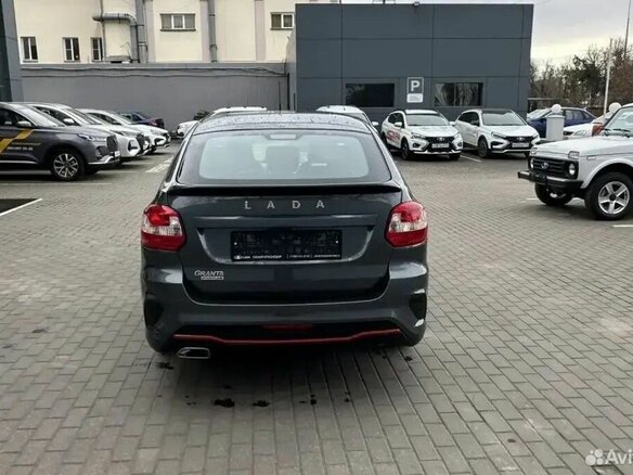 2026 Lada (ВАЗ) Granta Sportline I Рестайлинг, серый, 1424000 рублей - вид 5