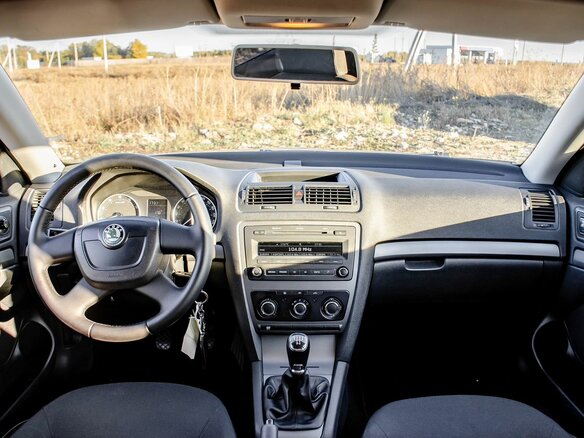 2011 Skoda Octavia II (A5) Рестайлинг, серебристый - вид 15