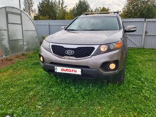2012 Kia Sorento II Рестайлинг, серебристый, 1450000 рублей, вид 2