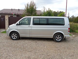 2004 Volkswagen Caravelle T5, серебристый, 1800000 рублей, вид 5