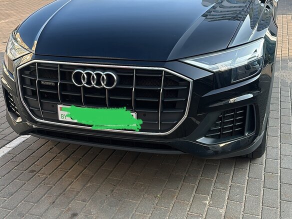 2022 Audi Q8 55 TFSI I (4M), чёрный, 6172000 рублей