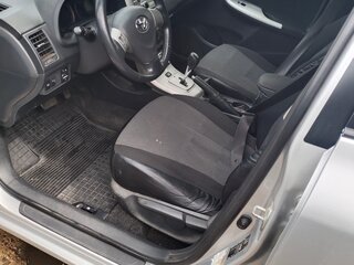 2007 Toyota Corolla AMT X (E140, E150), серебристый, 680000 рублей, вид 5