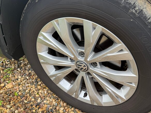 2020 Volkswagen Tiguan II, чёрный - вид 11