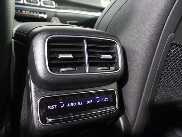 2025 Mercedes-Benz GLE 300 d II (V167) Рестайлинг, чёрный - вид 30