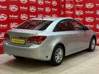 2012 Chevrolet Cruze I, серебристый, 598000 рублей, вид 4