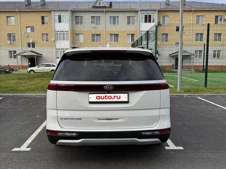 2021 Kia Carnival IV, белый, 3650000 рублей, вид 5