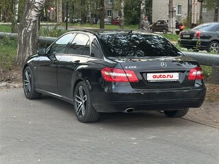 2011 Mercedes-Benz E-Класс 200 7G-Tronic IV (W212, S212, C207), чёрный, 1400000 рублей, вид 4