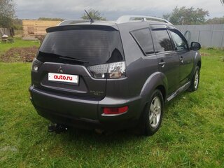 2010 Mitsubishi Outlander II Рестайлинг, серый, 900000 рублей, вид 3
