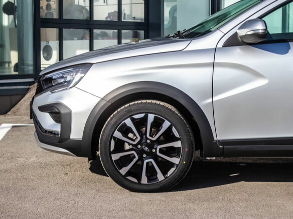 2026 Lada (ВАЗ) Vesta SW Cross I Рестайлинг (NG), серебристый, 2043000 рублей - вид 9