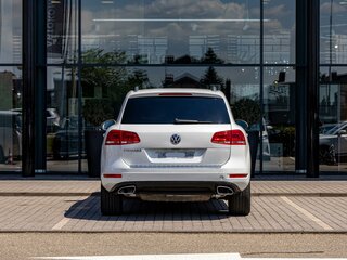 2014 Volkswagen Touareg II, белый, 1845000 рублей, вид 5