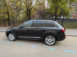 2023 Audi Q7 45 TDI II (4M) Рестайлинг, чёрный, 8290000 рублей, вид 5