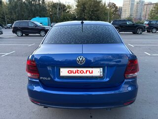 2018 Volkswagen Polo V Рестайлинг, синий, 950000 рублей, вид 5