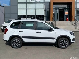 2026 Lada (ВАЗ) Granta Cross I Рестайлинг, белый, 1191000 рублей, вид 4