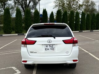 2023 Toyota Corolla Fielder XI (E160, E170) Рестайлинг 2, белый, 1500000 рублей, вид 4