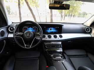 2021 Mercedes-Benz E-Класс 200 V (W213, S213, C238) Рестайлинг, чёрный, 2550000 рублей, вид 3