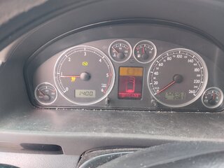 2004 Volkswagen Sharan I Рестайлинг, чёрный, 250000 рублей, вид 4