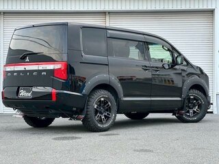 2023 Mitsubishi Delica D:5 I Рестайлинг, чёрный, 2990000 рублей, вид 3