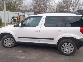 2012 Skoda Yeti I, белый, 600000 рублей, вид 3