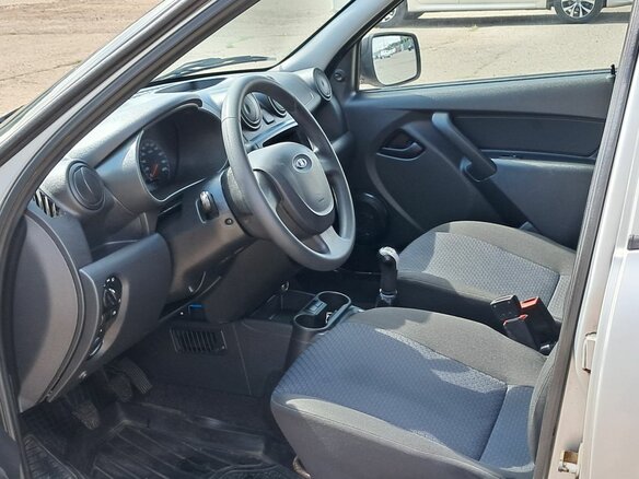 2015 Lada (ВАЗ) Granta I, серебристый - вид 15