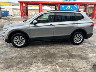2020 Volkswagen Tiguan Allspace II, серый, 2800000 рублей, вид 2