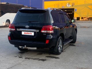 2011 Toyota Land Cruiser 200 Series, чёрный, 3200000 рублей, вид 4