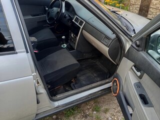 2011 Lada (ВАЗ) Priora I, серебристый, 330000 рублей, вид 5