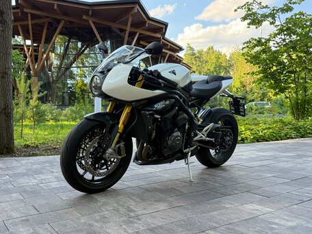 2022 Triumph Speed Triple, белый, 1500000 рублей, вид 1