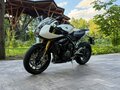 2022 Triumph Speed Triple, белый, 1500000 рублей