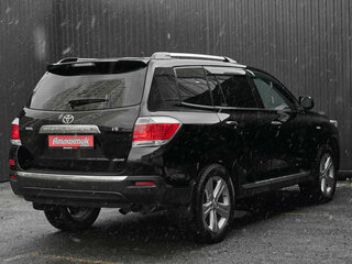 2013 Toyota Highlander II (XU40) Рестайлинг, чёрный, 1990000 рублей, вид 4