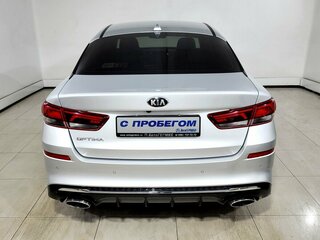 2018 Kia Optima IV Рестайлинг, серебристый, 2095000 рублей, вид 3